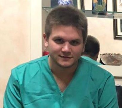 Dr Nikola Varga